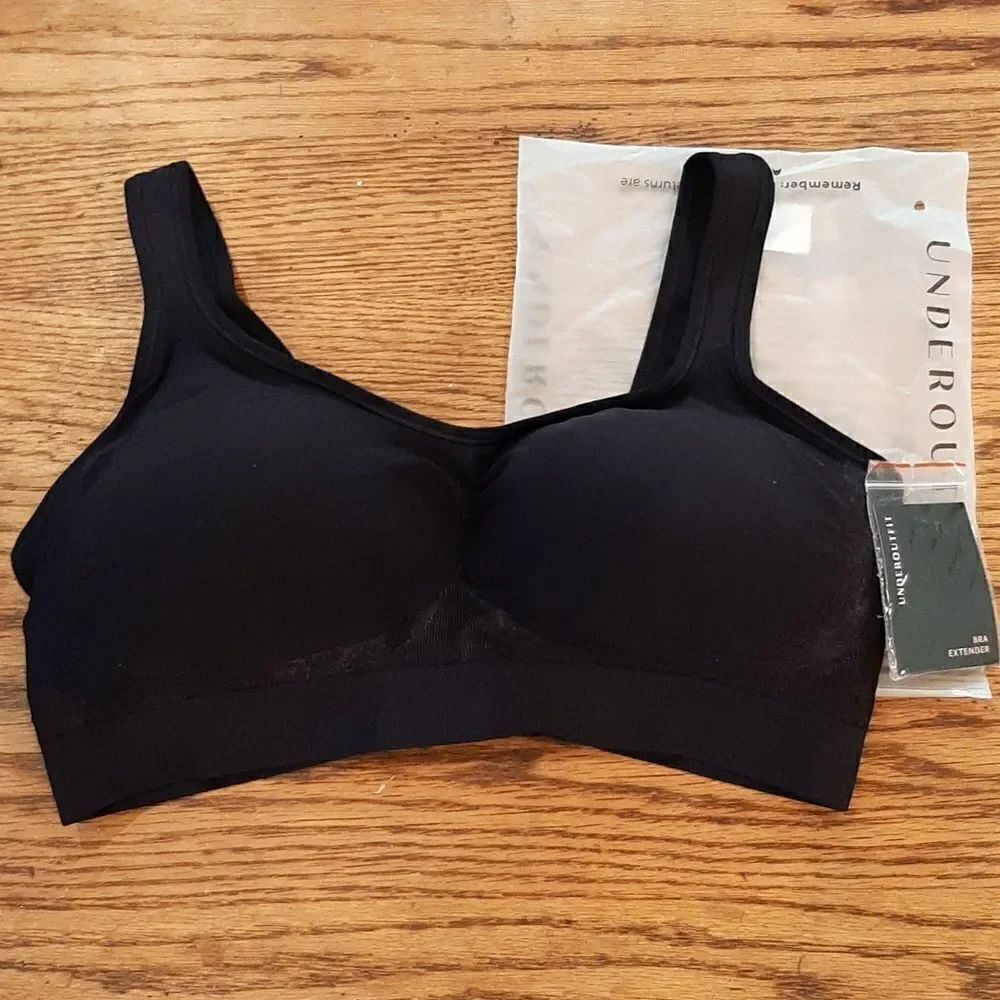 UNDEROUTFIT Black Comfort Shaping Bra